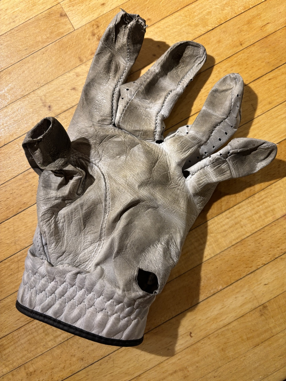 Golf glove